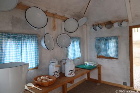 Čarobne zgodbe slovenskih vasi  (42)